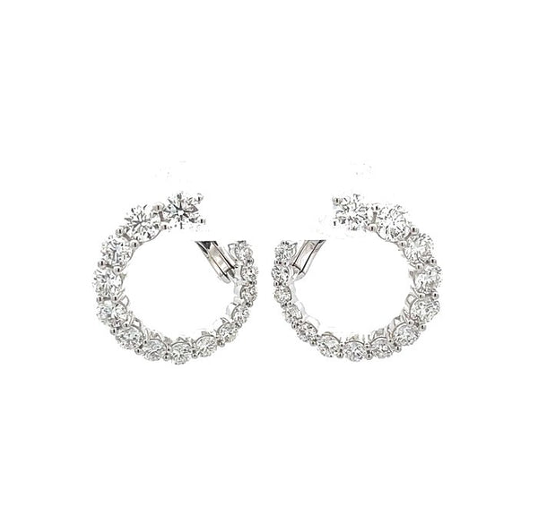 Round Shaped Graduating Diamond Earrings