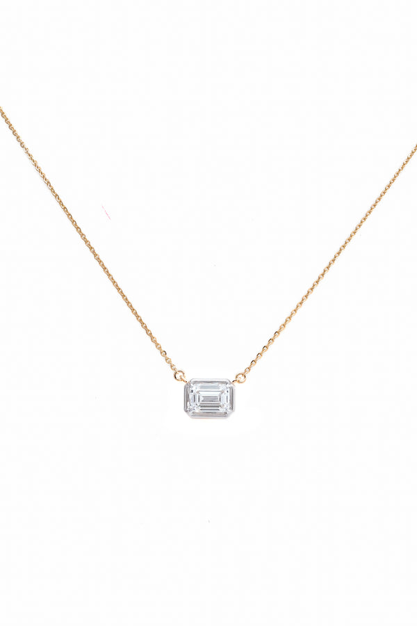 Lab grown diamond pendant