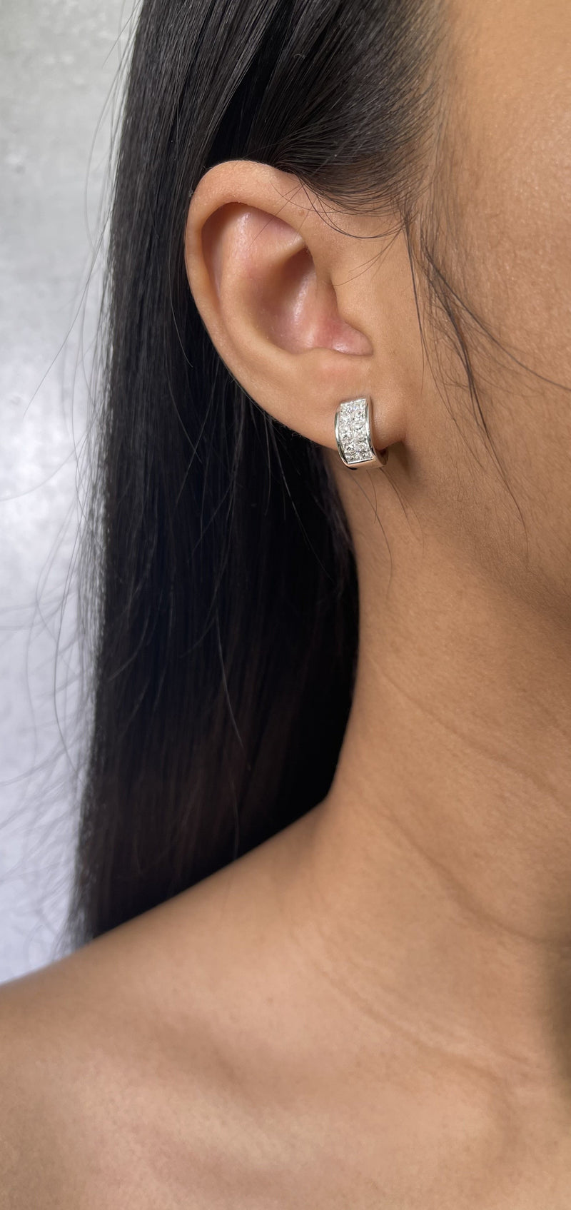 Invisible Set Diamond Huggie Earrings (E0819)